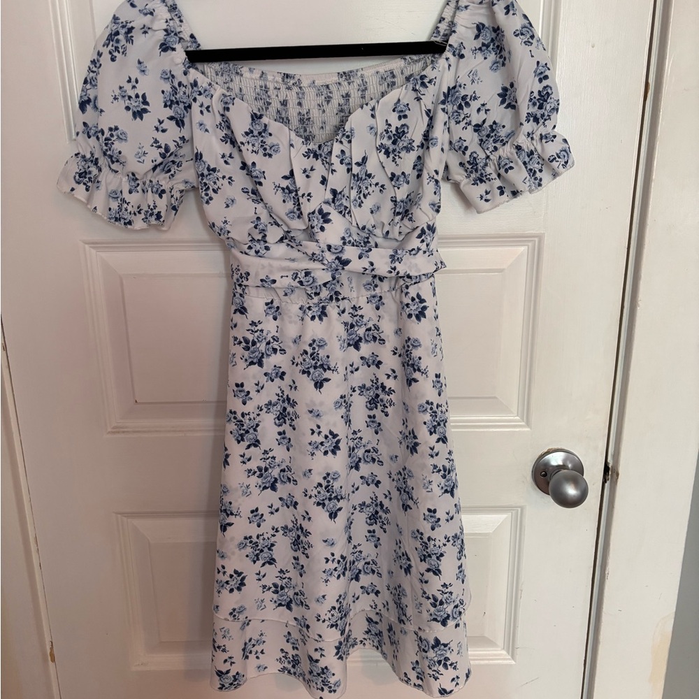 SHEIN Blue and White Puff Sleeve Sundress